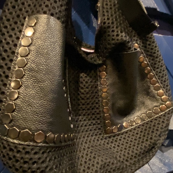 New Vintage Mesh face with Leather pockets trimmed with studs Women's Bag (B84) - Picture 7 of 10